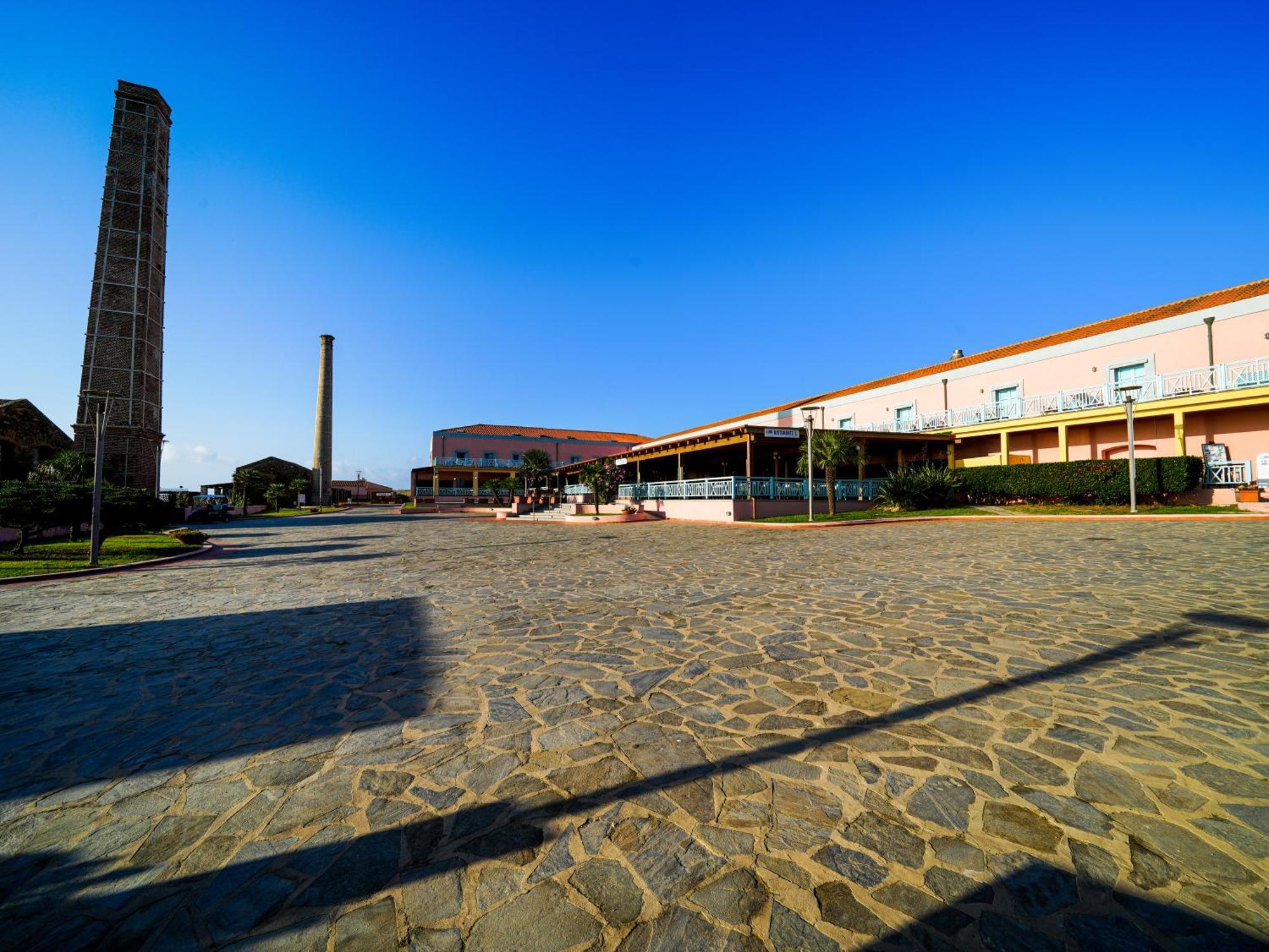 Le Tonnare Di Stintino - Beach Resort 외부 사진